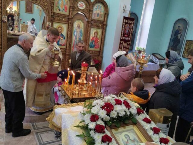 Жители села Гора-Подол отметили престольный праздник