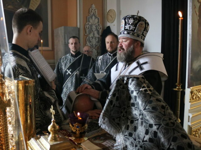 В Богородице-Тихвинском монастыре совершена диаконская хиротония