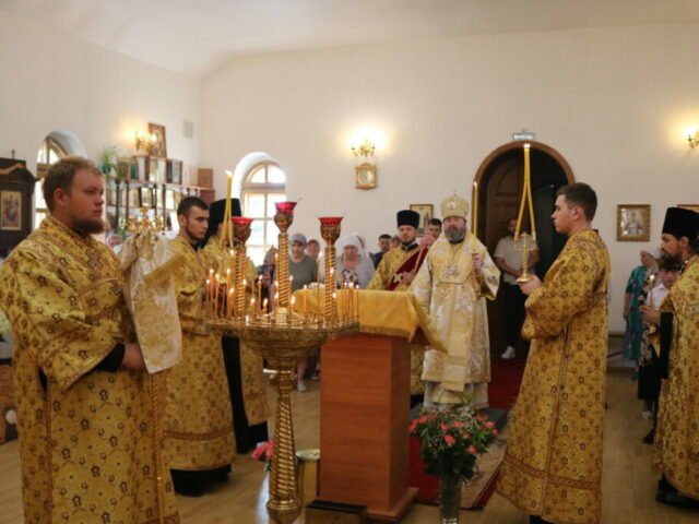 Всенощное бдение в Никольском храме с. Кривцово