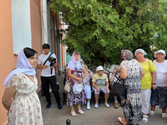 Участники областного проекта посетили Никольский храм