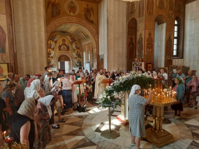 Молебен перед началом учебного года в Прохоровском храме