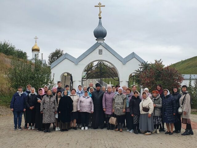 Томаровцы посетили Холковский монастырь