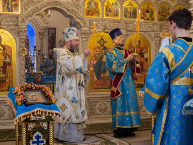 Епископ Софроний совершил Литургию в Борисовском Богородице-Тихвинском женском монастыре