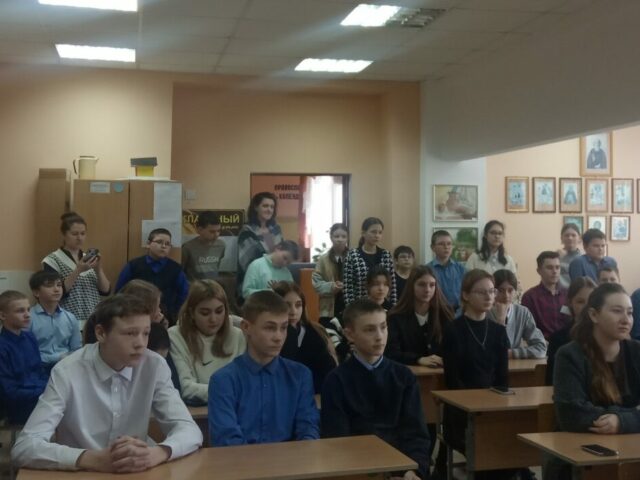 Встреча священника с учащимися Беленихинской школы