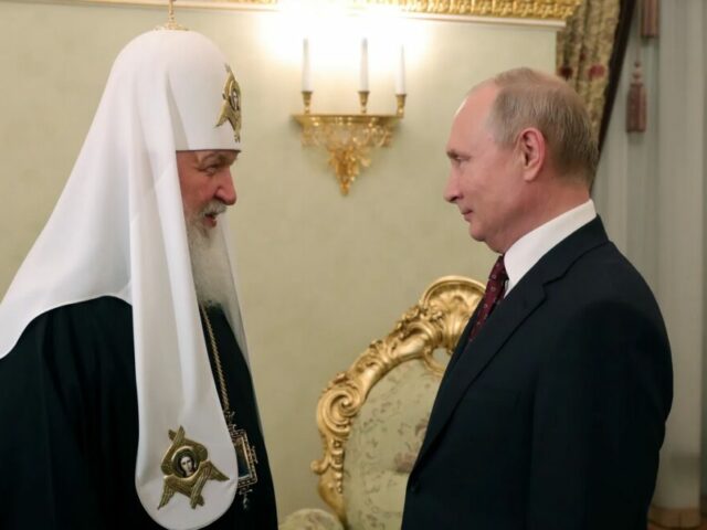 Поздравление Президента России В.В. Путина Святейшему Патриарху Кириллу с Днем защитника Отечества