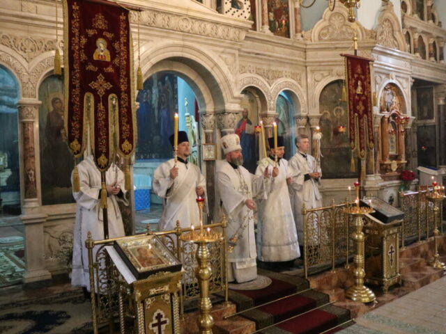 Архиерейское богослужение в канун 7-й Недели по Пасхе