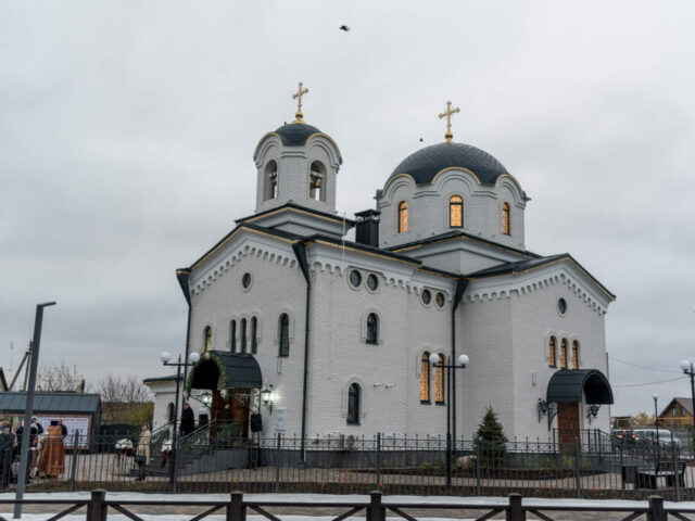 Храм в честь святого великомученика Димитрия Солунского освятили в Белгородском районе