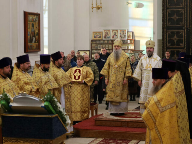 В день памяти святителя Николая епископ Софроний принял участие в торжествах в Валуйской епархии