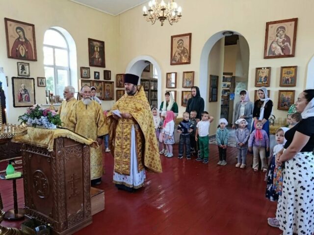 Причастие воспитанников детского сада «Сретенский»