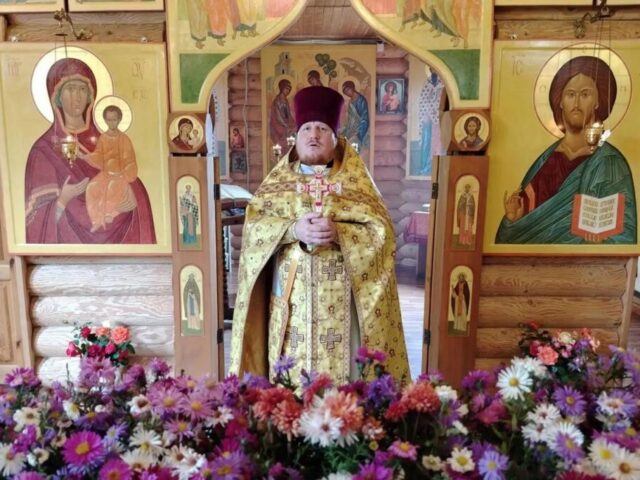 В храме святителя Димитрия Ростовского села Дмитриевка молитвенно отметили престольный праздник